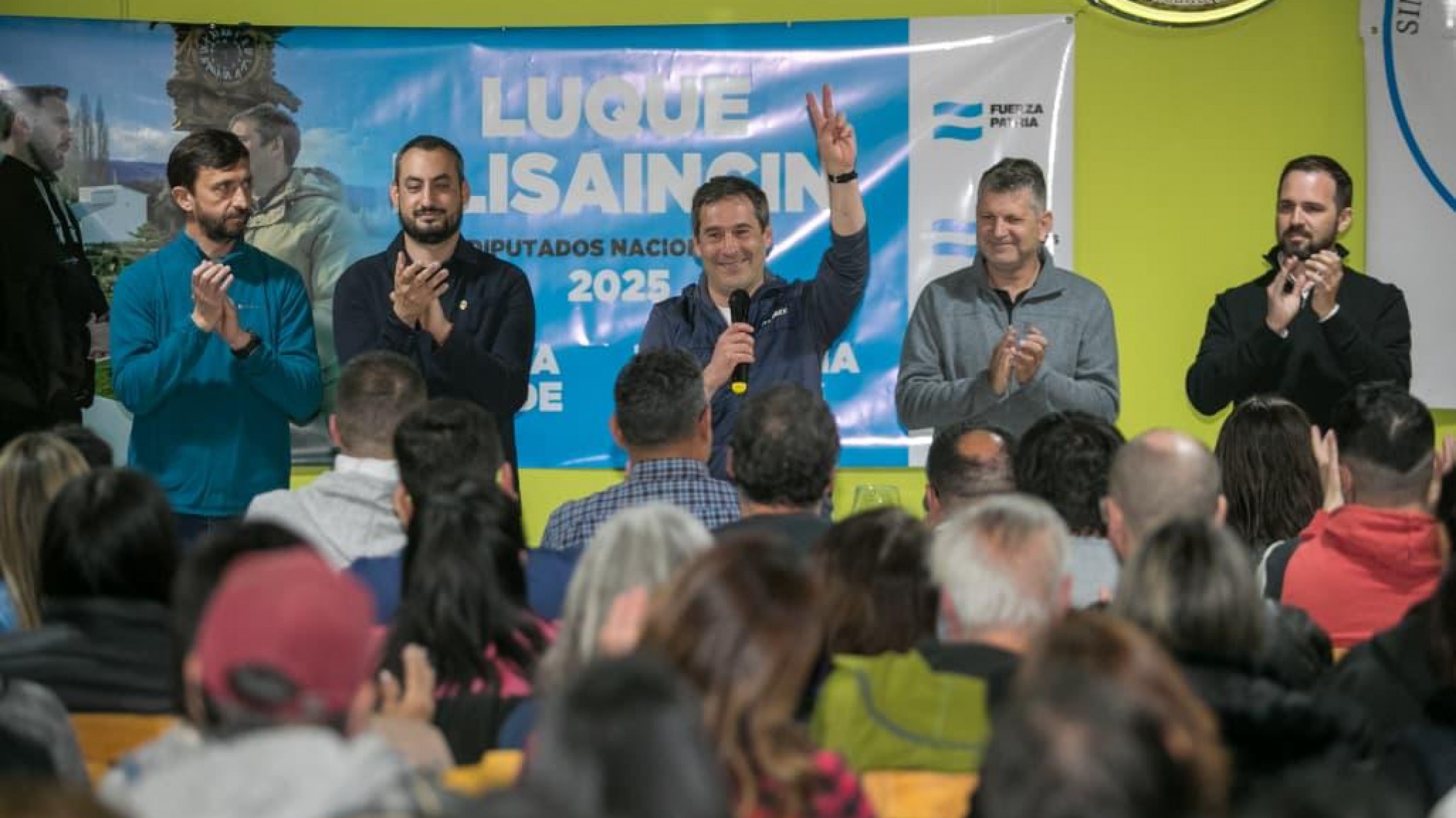 Luque en Esquel: "Nuestro compromiso es con el pueblo, no respondemos al poder"