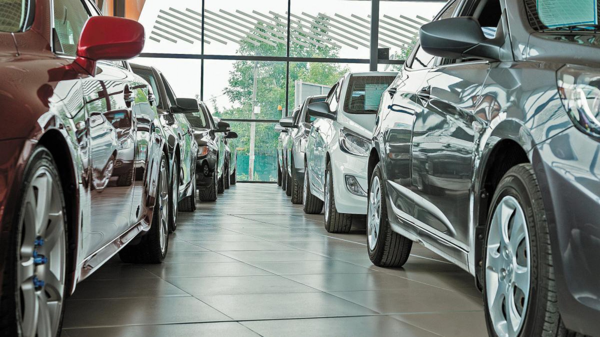 Desacelera el patentamiento de 0 km en la Patagonia Sur tras un primer semestre de fuerte crecimiento