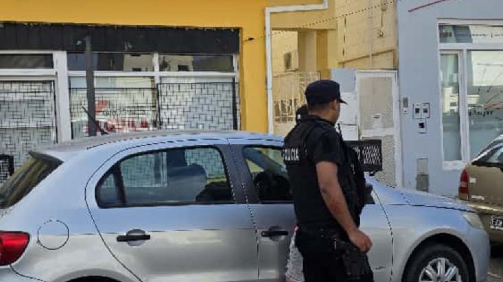 Fingió una compra por Facebook para recuperar su celular robado: reconoció al ladrón, lo enfrentó y casi lo apuñalan