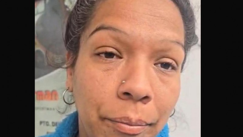 Vino a Comodoro a buscar trabajo y pide ayuda para volver a San Juan con sus hijos