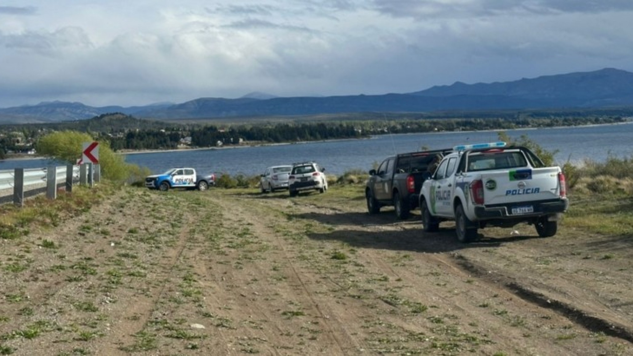 Hallan un cuerpo en la costa del Nahuel Huapi y buscan confirmar su identidad