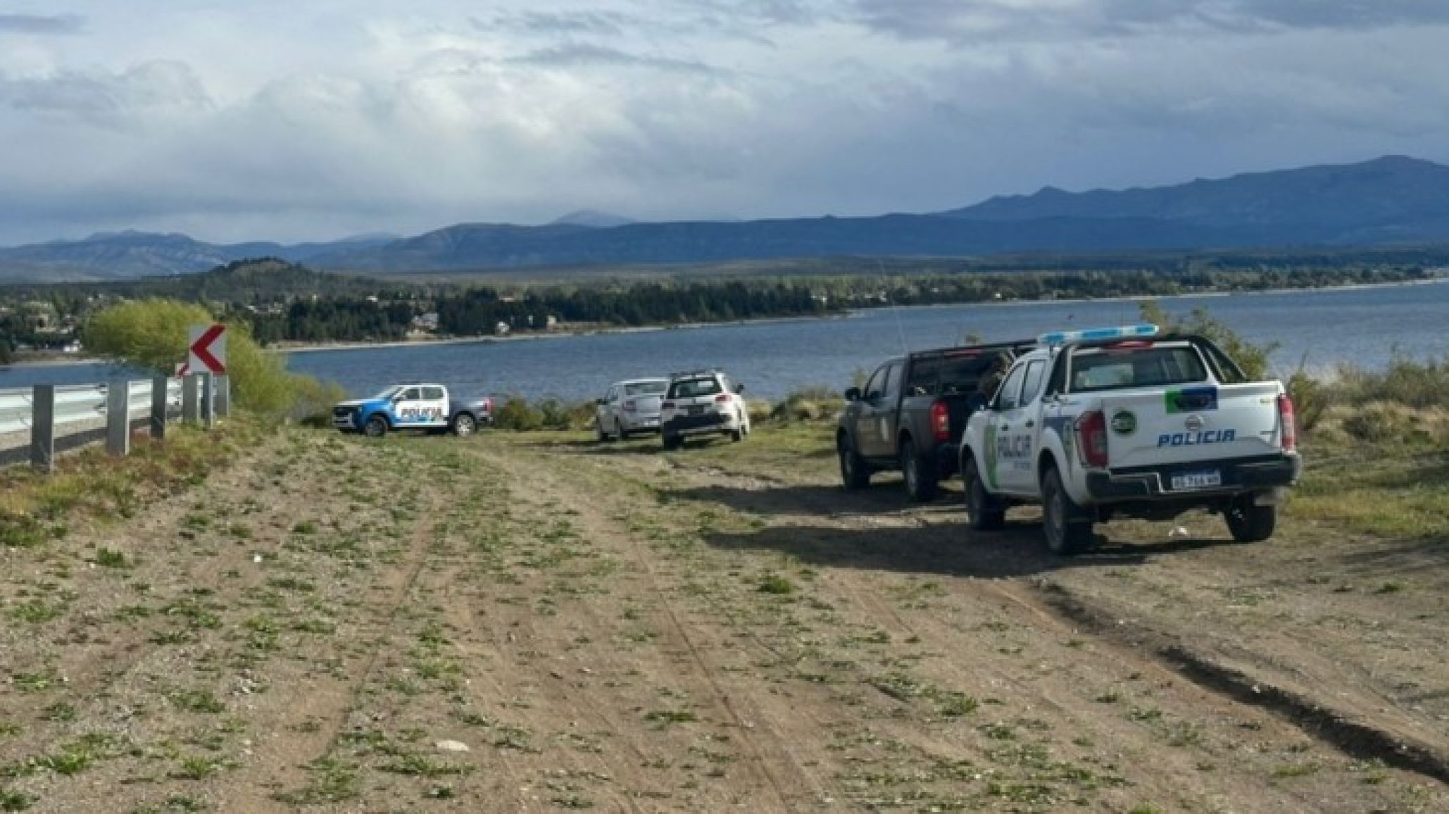 Hallan un cuerpo en la costa del Nahuel Huapi y buscan confirmar su identidad