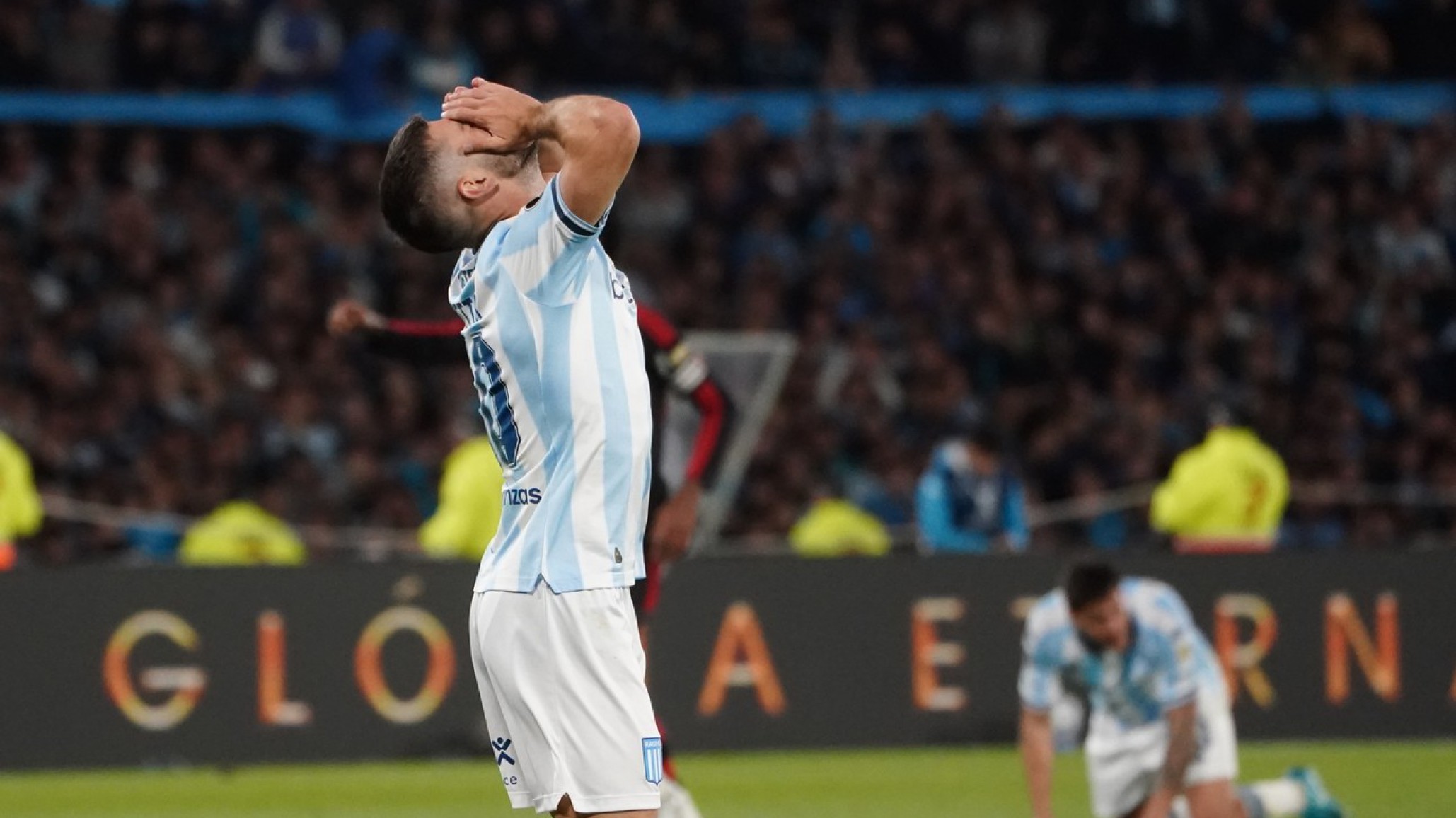 Racing quedó eliminado de la Copa Libertadores