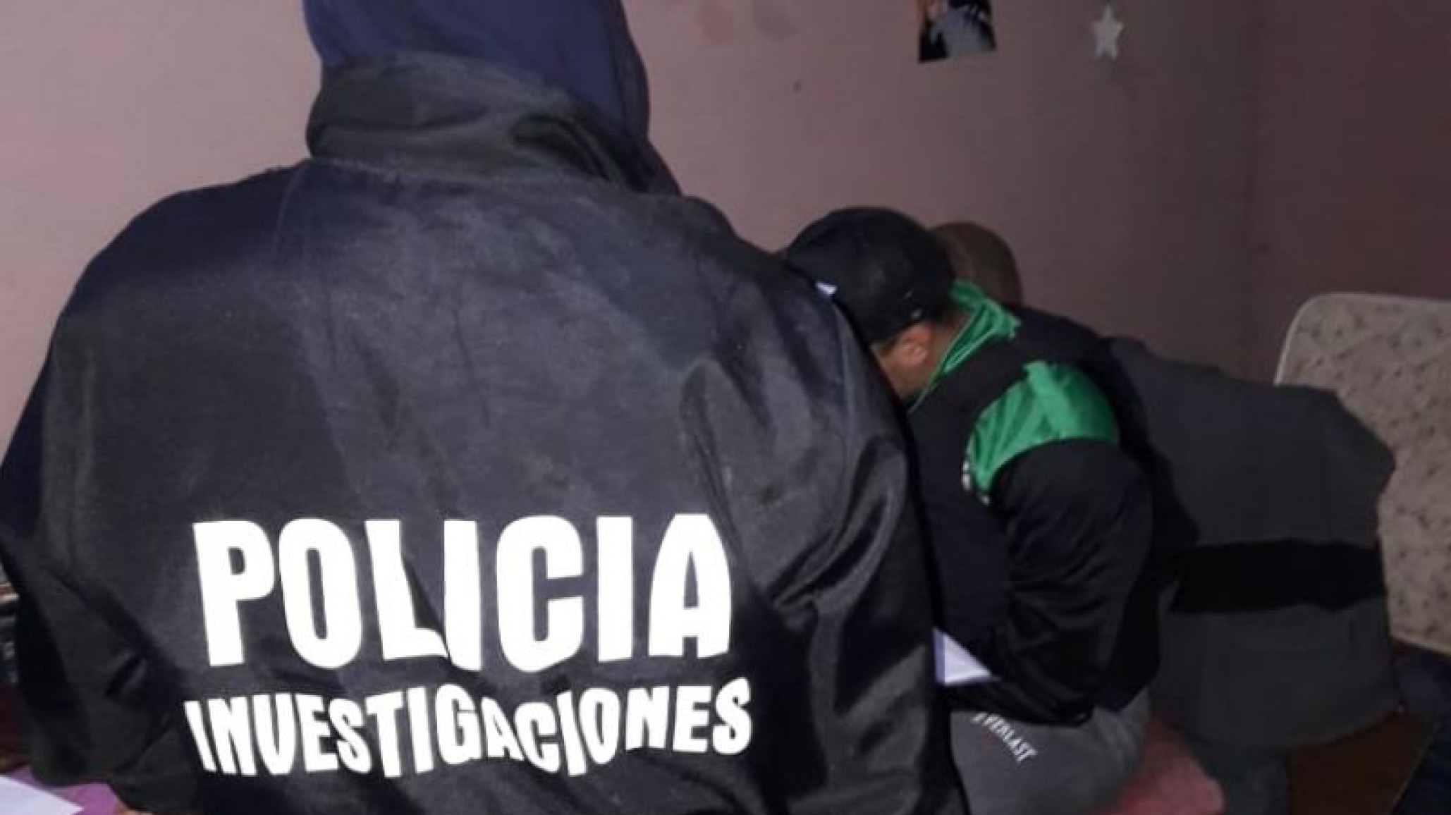 Dos allanamientos para identificar a los autores de un robo agravado