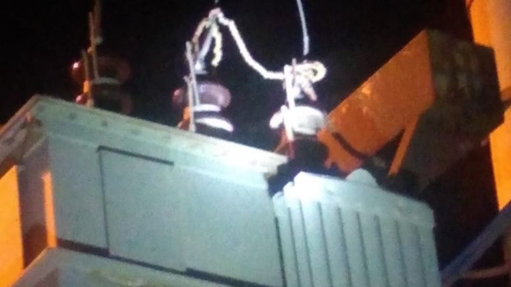 Otro hecho vandálico a un transformador, dejó sin luz a algunos sectores en la ciudad de Trelew