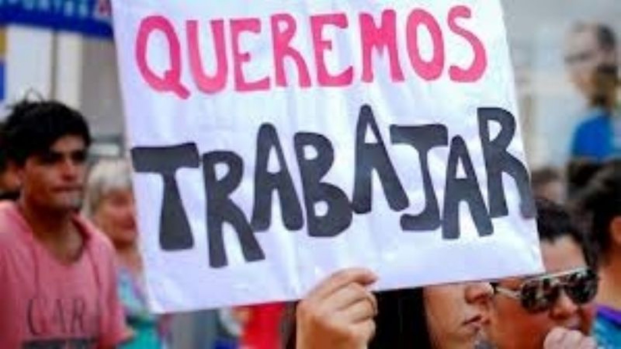 El Gobierno debió reconocer que en 1 año se perdieron 217 mil puestos de trabajo en blanco