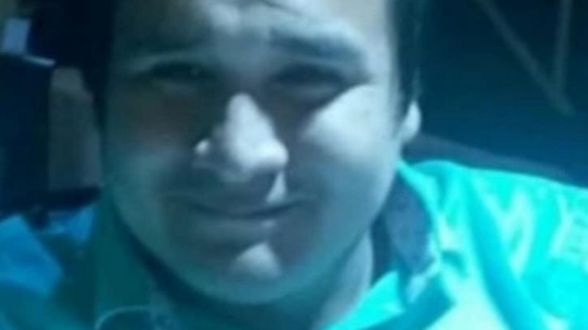 Está denunciado por darle una golpiza a un joven con discapacidad y sigue cursando en la UNPSJB