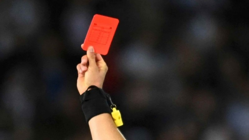 Duras sanciones en la Liga de Fútbol Femenino: suspendieron a un DT y una jugadora por mala inclusión