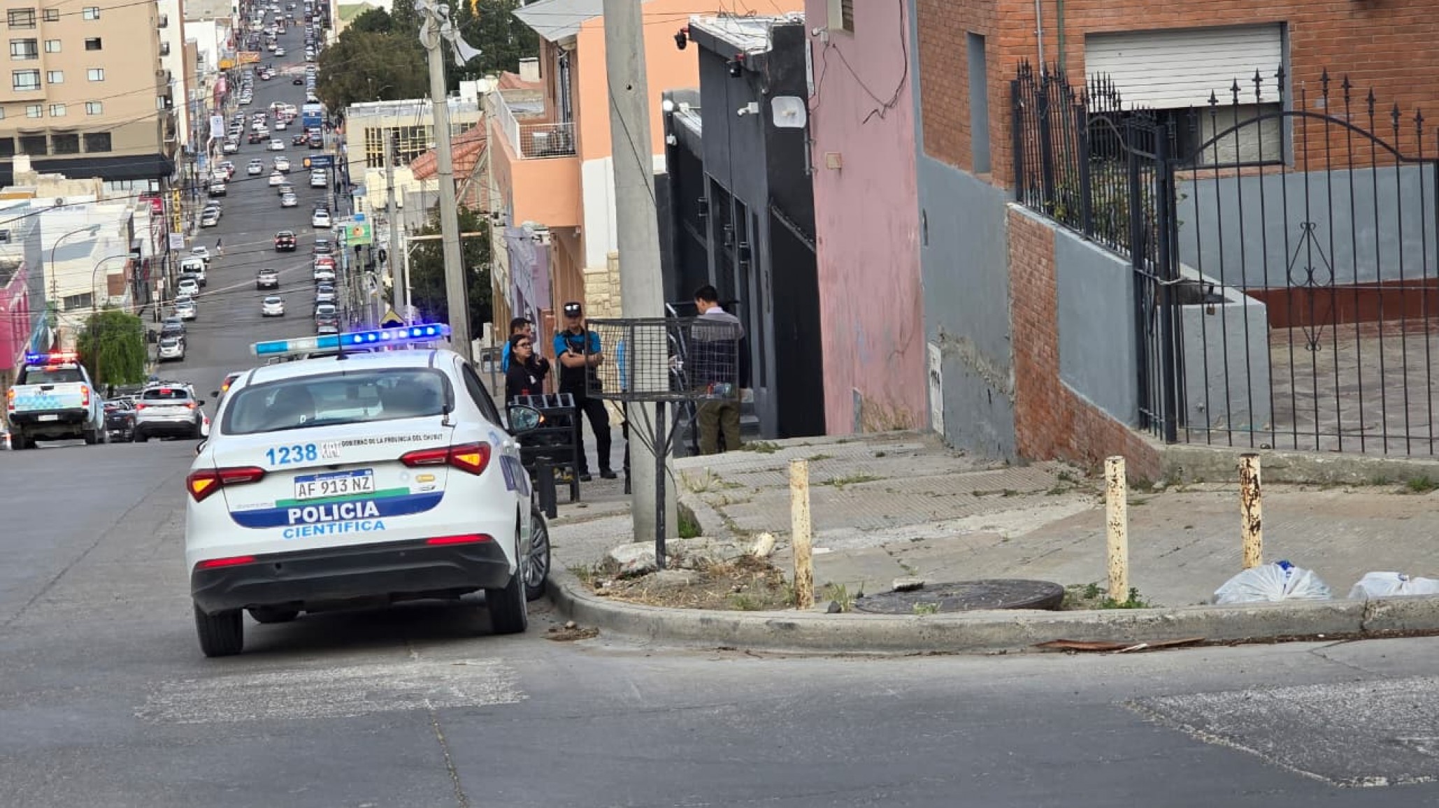 Comodoro: un baleado en las piernas y otro con el rostro desfigurado tras una pelea