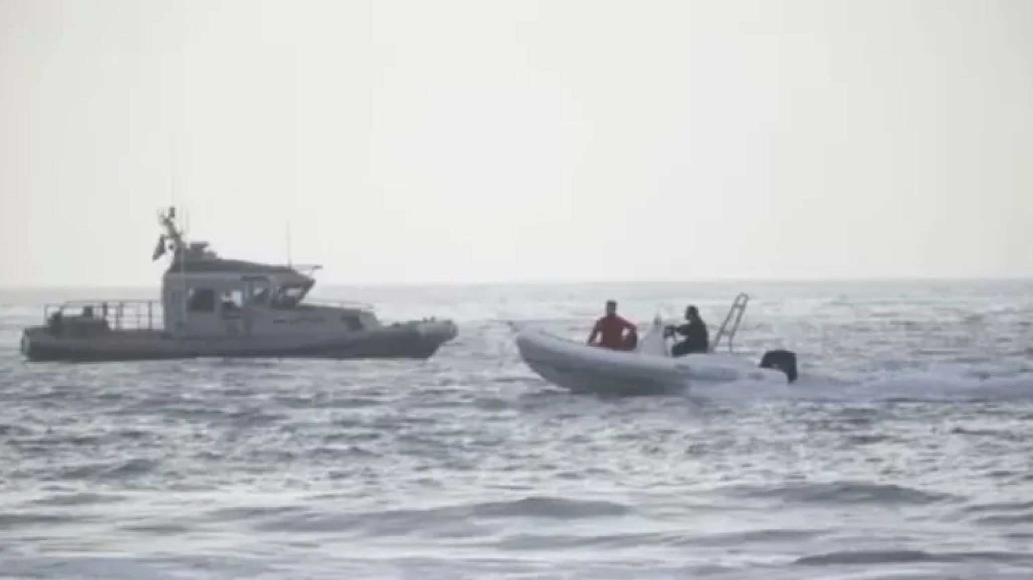Buscan en Chile a un adolescente argentino arrastrado por el mar