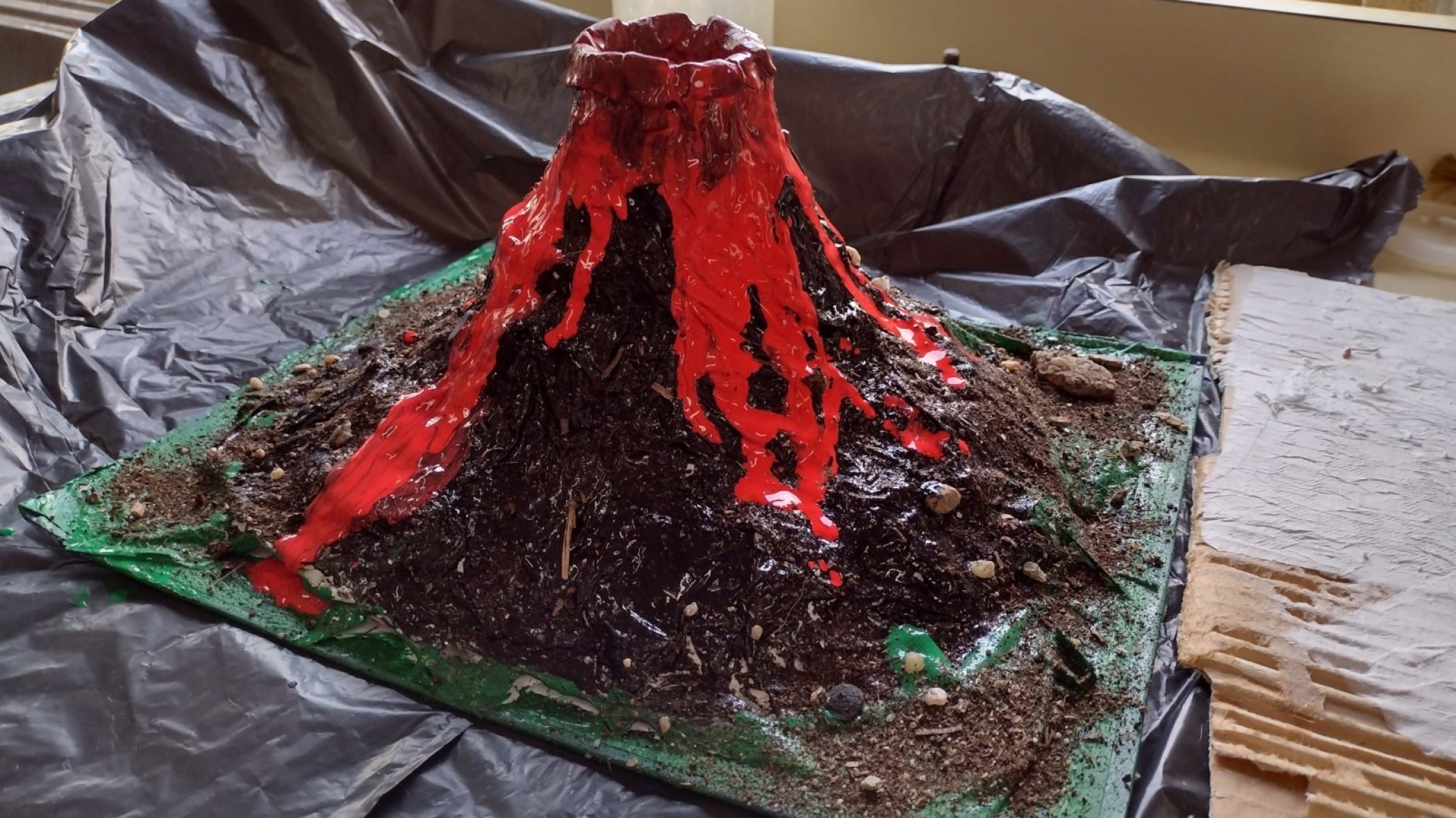 Otra vez: una niña sufrió quemaduras críticas tras explotar un experimento escolar