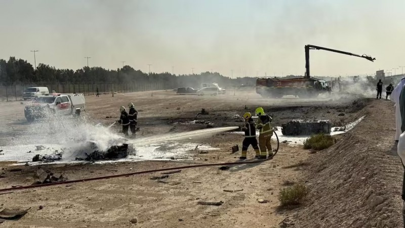 Murió un piloto al estrellarse un avión de combate durante una exhibición en el Dubai Air Show