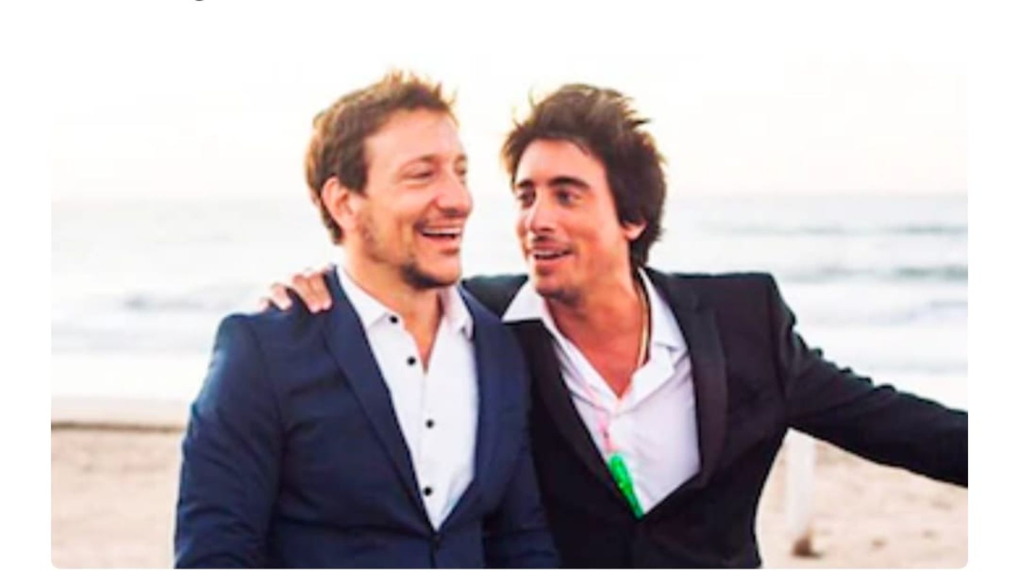 "Dos tiempos, el mismo amor": la foto que Nico Vázquez recreó en Times Square para recordar a su hermano Santiago