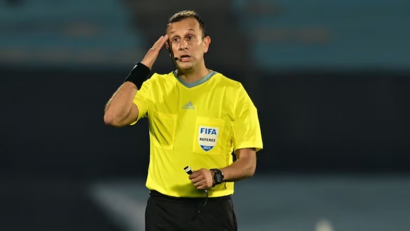 Eligieron a un árbitro argentino para dirigir la final entre Palmeiras y Flamengo