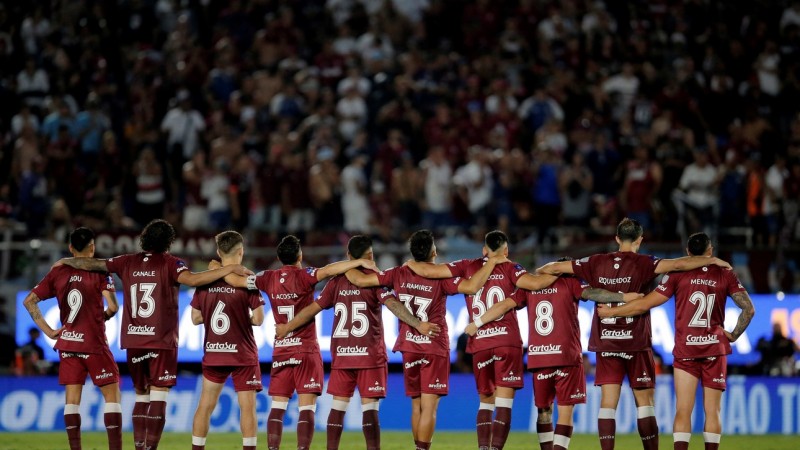 Lanús campeón en Paraguay tras una final infartante