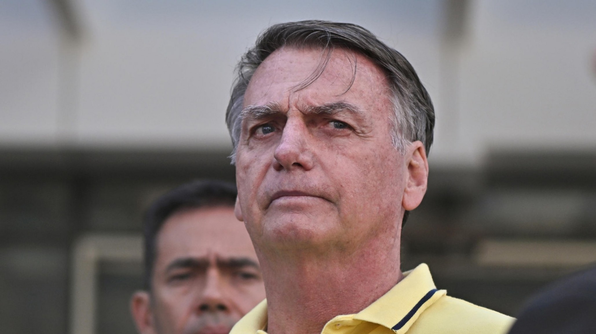 Bolsonaro dijo que intentó sacarse la tobillera porque sufrió "alucinaciones" por medicamentos