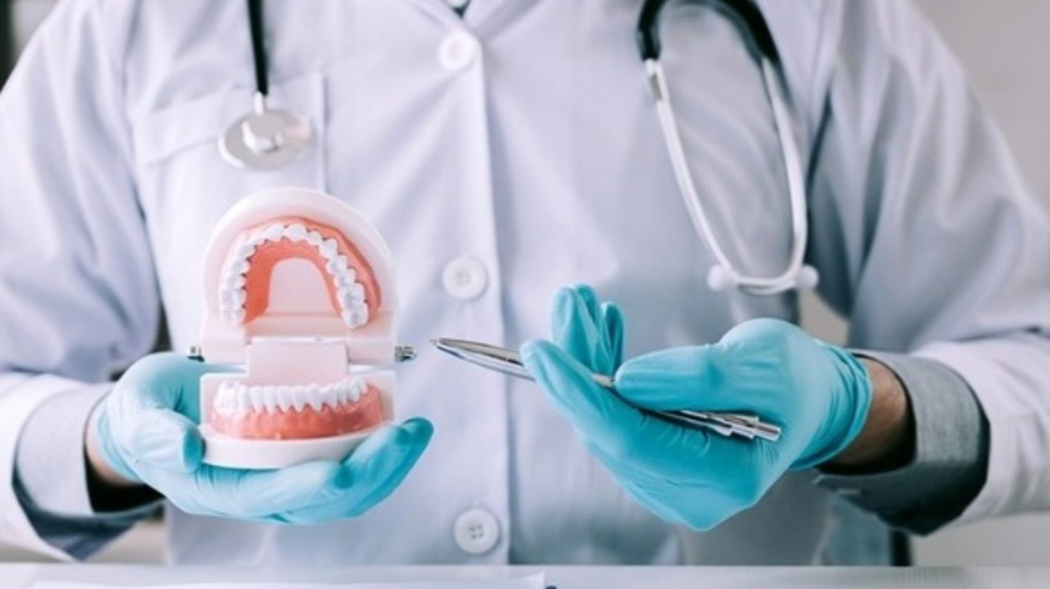 Abuso en consultorio: un dentista fue condenado e inhabilitado de por vida para atender menores