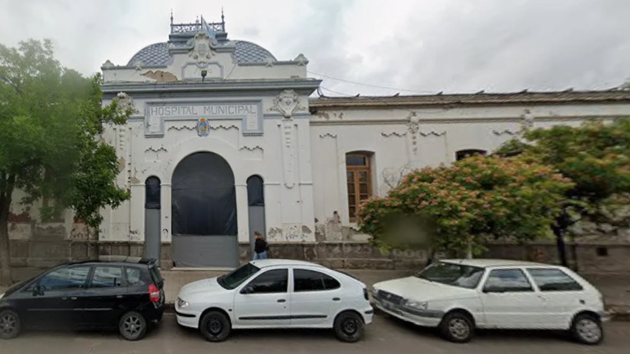 Bahía Blanca: Golpeó a su hermano con una pala y apuñaló de muerte a otro en una pelea familiar
