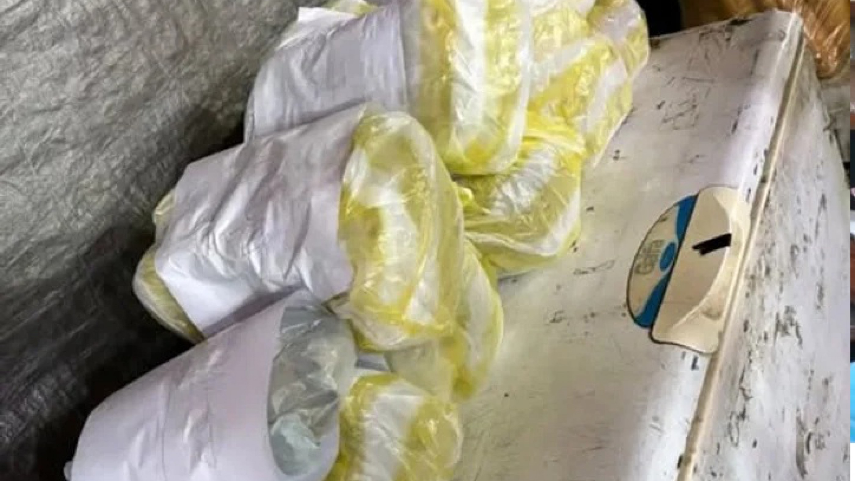 Tremendo: Bromatología descubrió "milanesas" elaboradas con papel higiénico y cartón en una feria