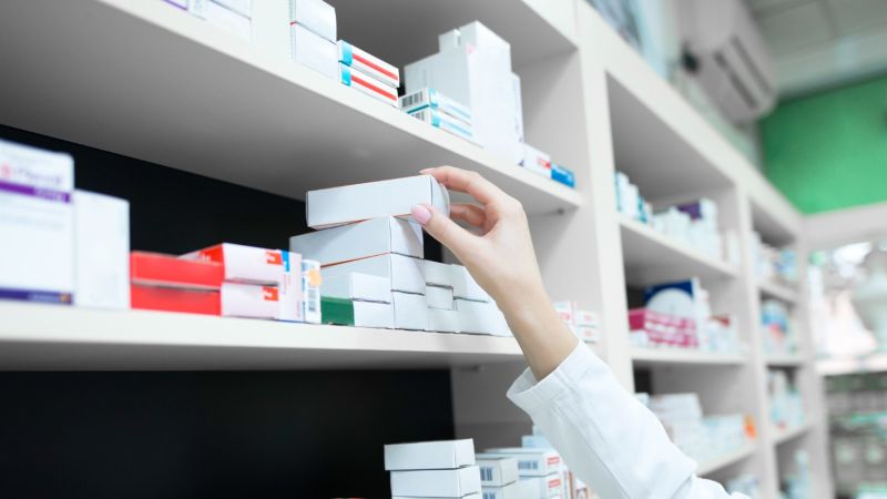 Las farmacias del Chubut restablecerán de manera parcial la entrega de medicamentos esenciales a afiliados de SEROS