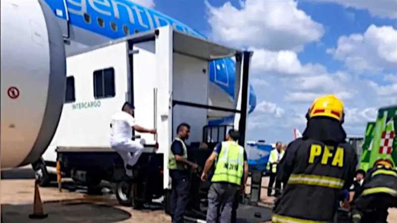 Se desplomó un elevador asistido en el Aeropuerto de Ezeiza y hay cinco heridos