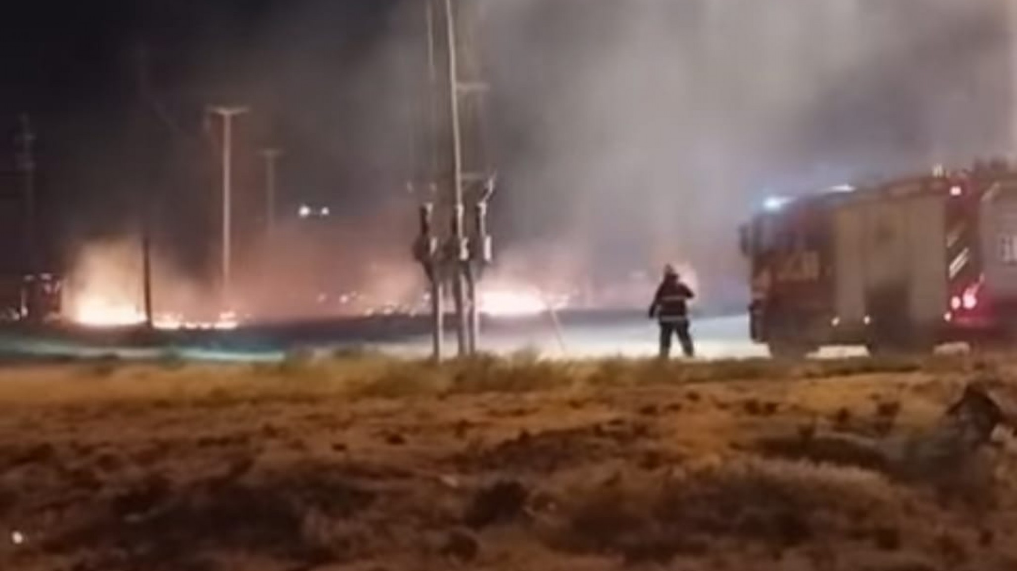 Pirotecnia, estruendos y mascotas perdidas: al menos 20 incendios en Comodoro