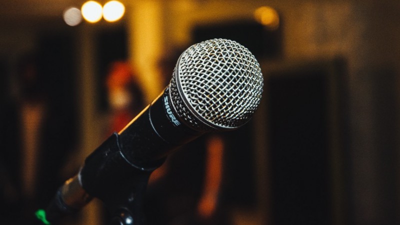 Tragedia: murió electrocutado en Navidad mientras cantaba karaoke con su familia