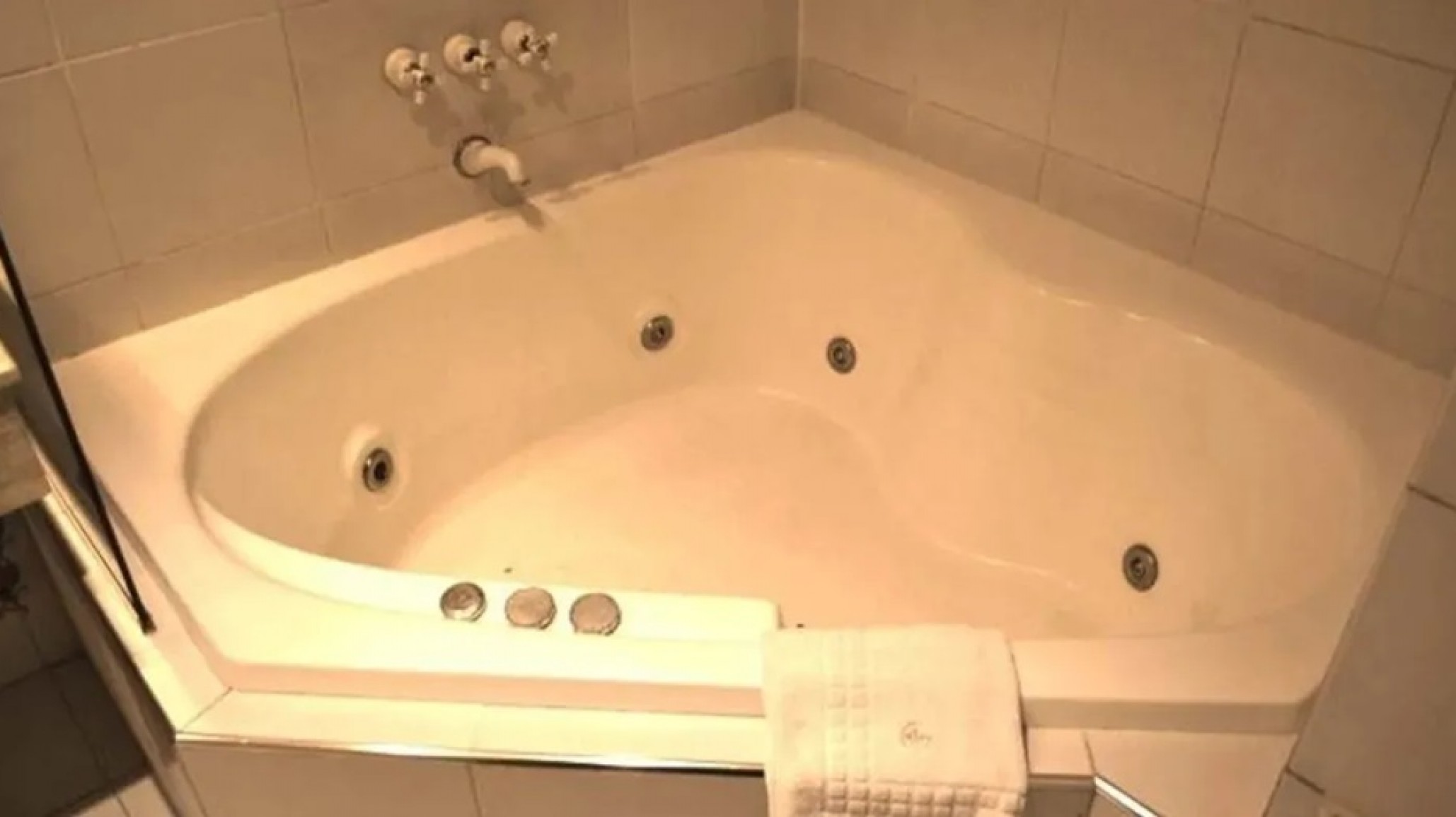 Tragedia en Año Nuevo: una niña murió ahogada en el jacuzzi de un hotel