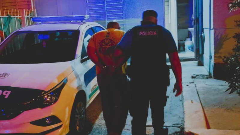 Fue a la casa de su ex pese a tener prohibición de acercamiento, discutieron y una vecina avisó a la Policía