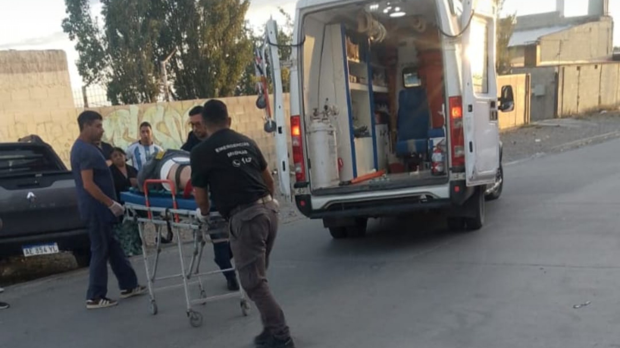 Atropellaron a una adolescente de 13 años en el barrio San Cayetano y fue trasladada al Hospital Regional