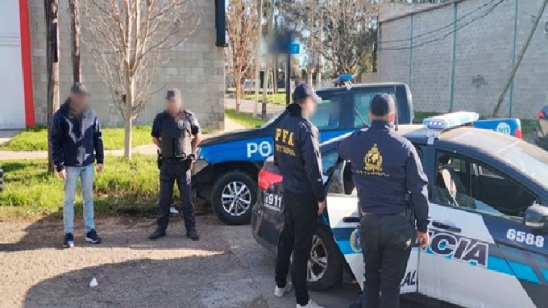 Santa Fe: Imputaron a un policía que informaba sobre lugares "potenciales" para robar
