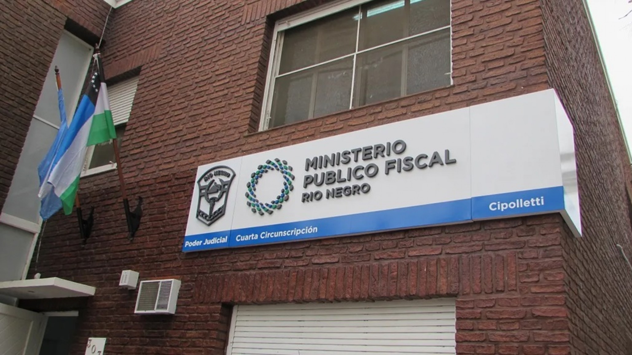 Brutal ataque en Río Negro: un hombre golpeó a su pareja hasta dejarla inmóvil