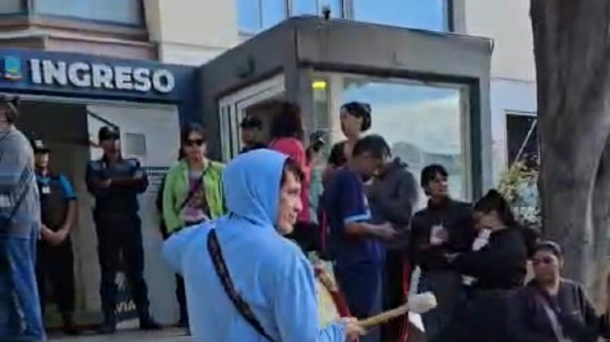 Vecinos de Sismográfica elevaron un petitorio y fueron recibidos por funcionarios y el equipo técnico municipal