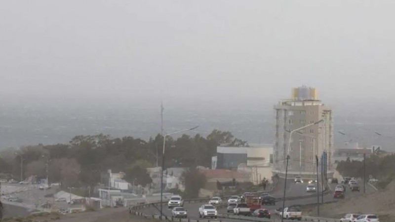Alerta naranja en Comodoro: se esperan ráfagas que podrían superar los 120 km/h