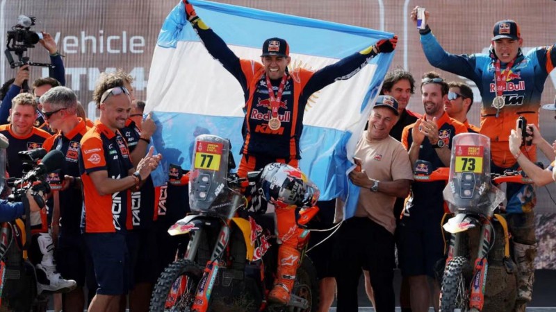 El argentino Luciano Benavides hizo historia y ganó el Rally Dakar 2026 en motos por solo dos segundos