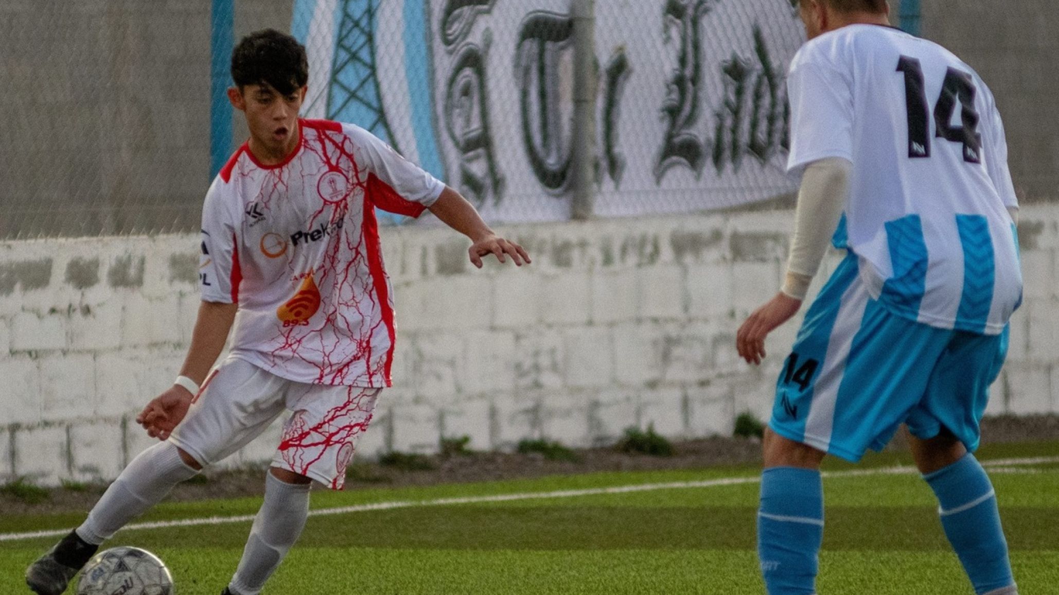 Talento de exportación: Agustín Carrizo deja Huracán de Comodoro para sumarse a Vélez Sarsfield