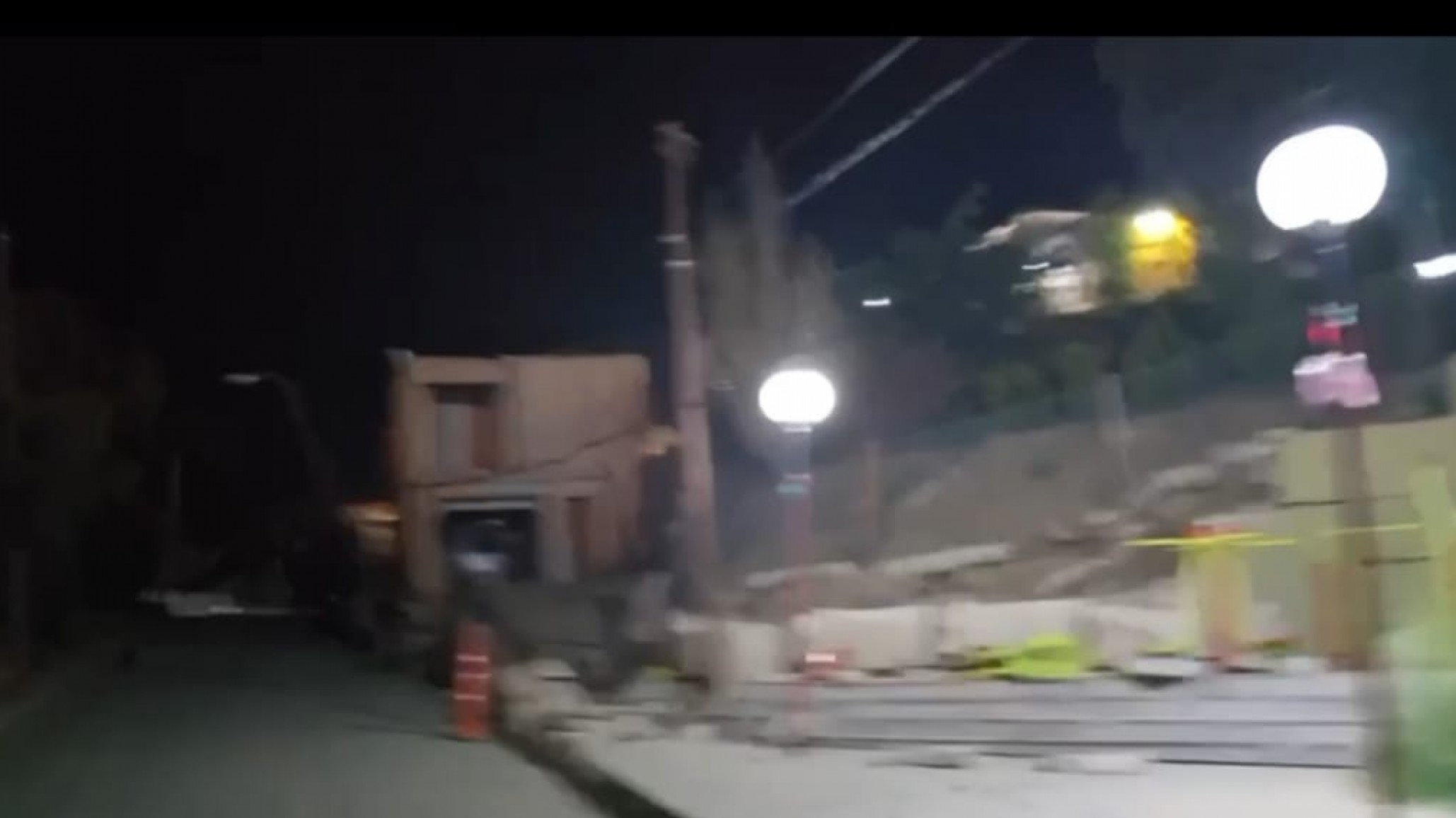 Evacuación total en Sismográfica tras desmoronamientos de Cerro Hermitte: la prioridad es resguardar vidas