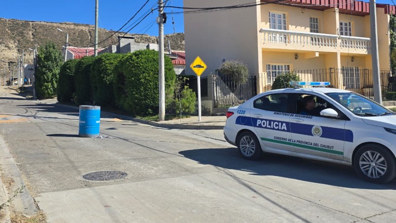 Evacuaron El Marquesado y la Policía custodia los accesos