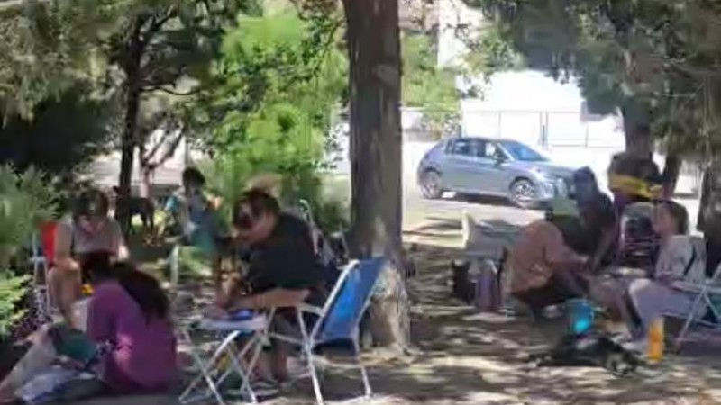 Piden mesas y cubiertos en el albergue municipal para las familias evacuadas