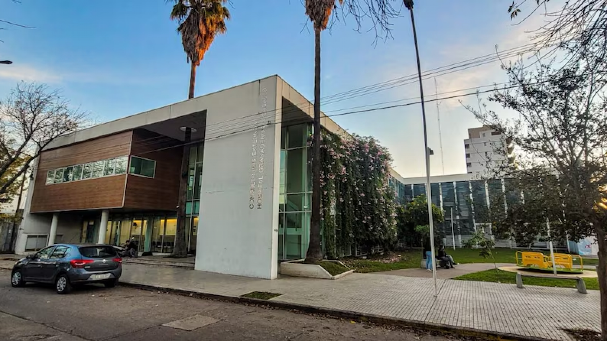 Una nena de 9 años fue atacada por un perro en la vía pública y tuvo que ser internada