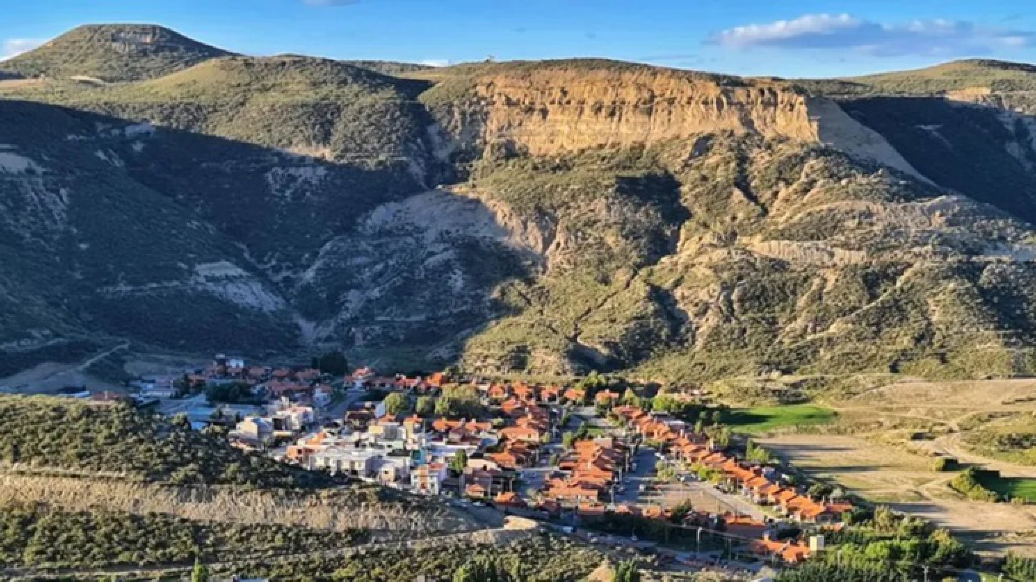 El Barrio Médanos exige respuestas técnicas: 120 vecinos presentaron un petitorio ante el Municipio