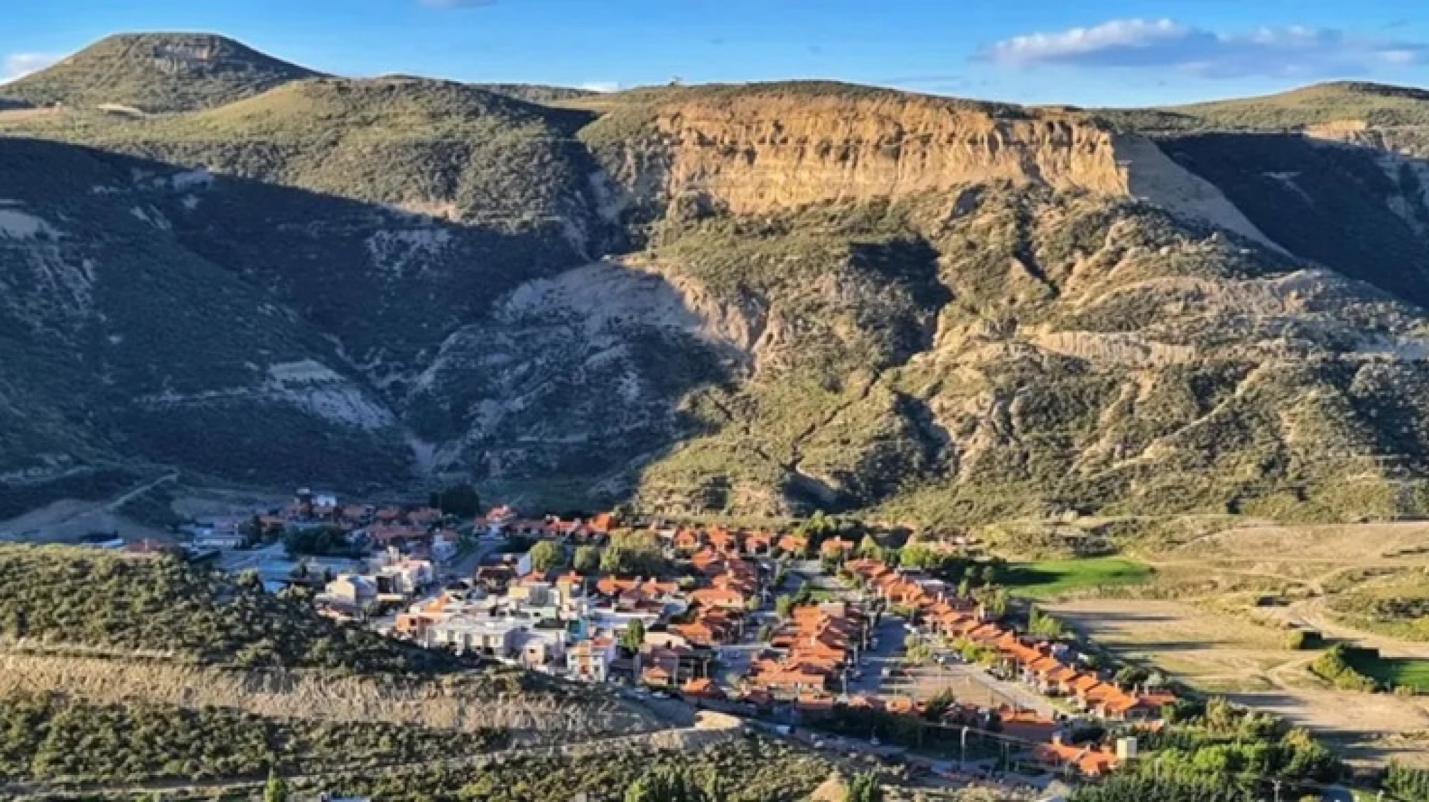 El Barrio Médanos exige respuestas técnicas: 120 vecinos presentaron un petitorio ante el Municipio