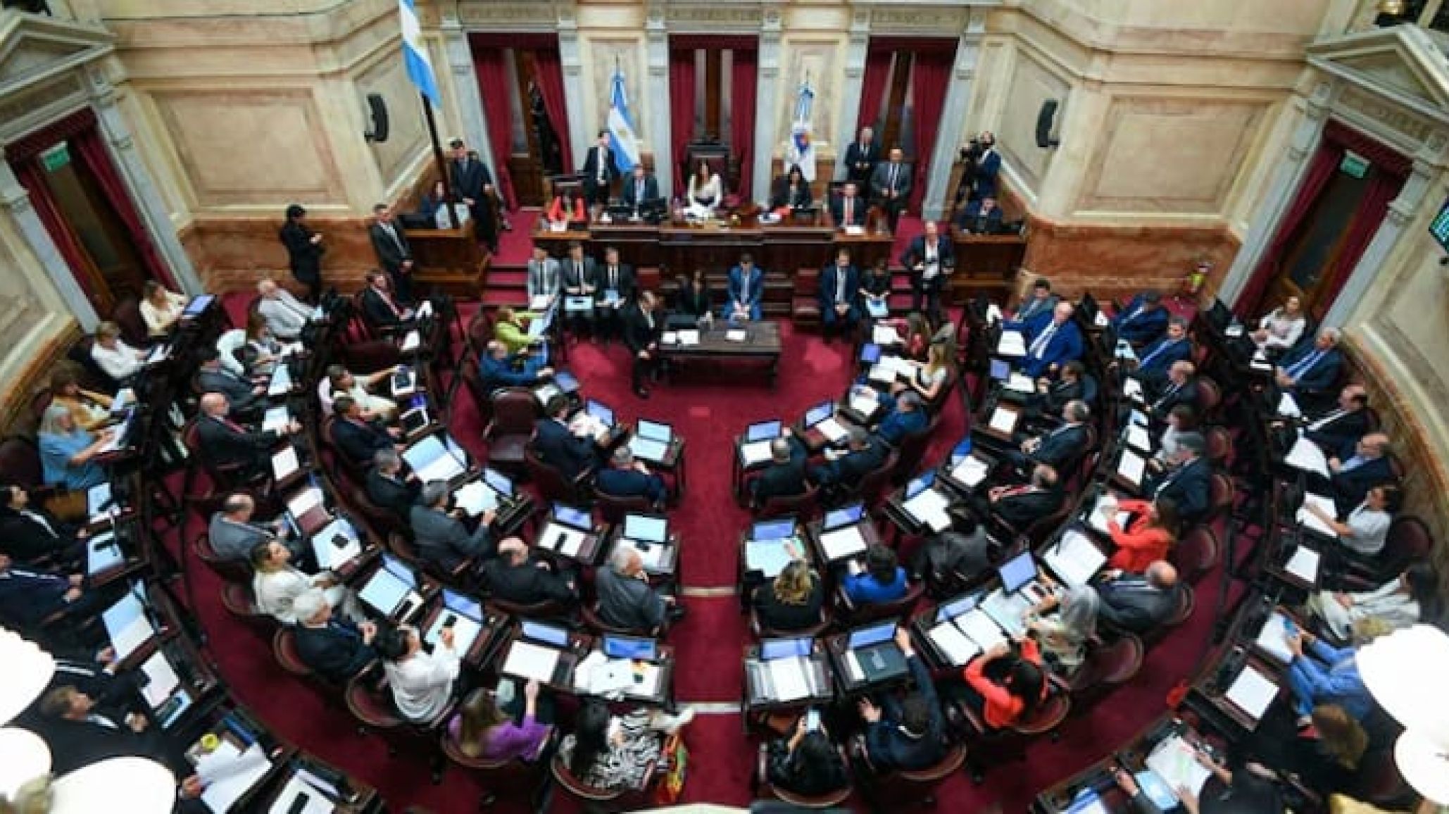 Congreso: el oficialismo prioriza su agenda y la oposici髇 pide tratar la emergencia por los incendios en Chubut
