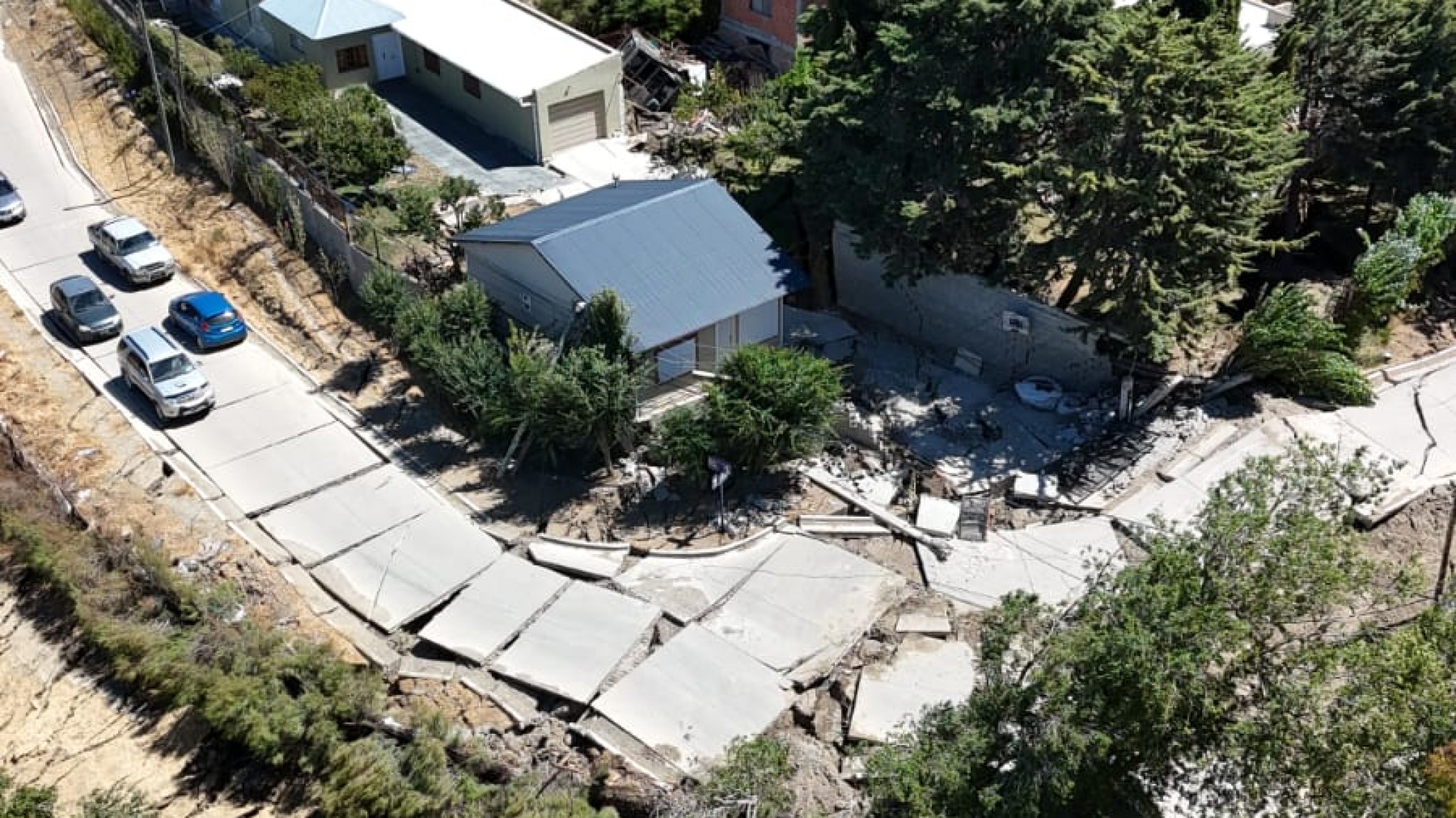 El viceintendente Maximiliano Sampaoli y concejales de Arriba Chubut presentaron un proyecto de ordenanza para eximir del Impuesto Automotor por seis meses a vecinos damnificados por la emergencia del cerro Hermitte