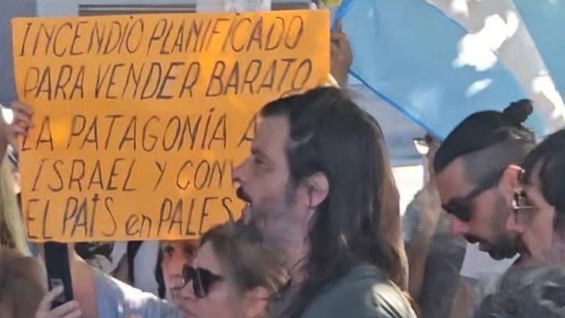 Incendios en la Patagonia: convocan a una movilización en Buenos Aires y denuncian abandono del Gobierno nacional