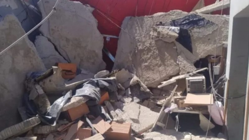 Colapsó el techo de una casa en Comodoro Rivadavia