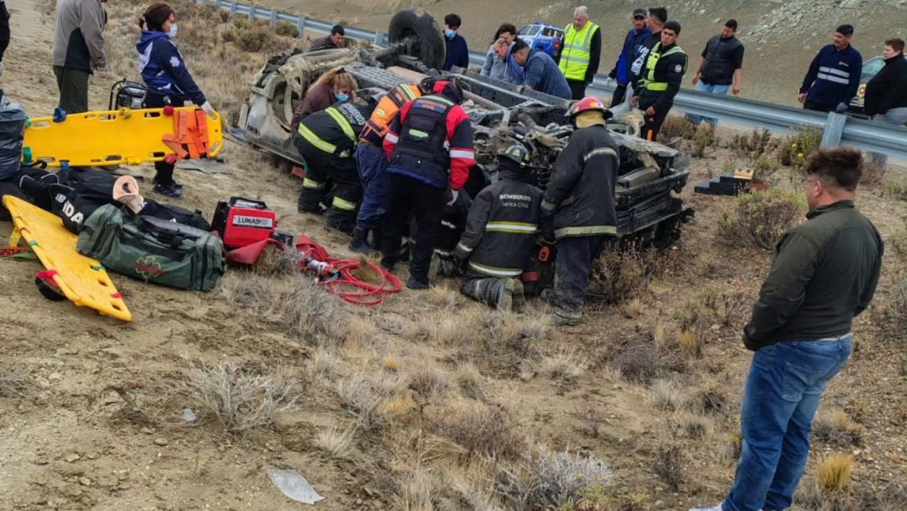 Trágico regreso: un árbitro murió en un violento vuelco cerca de Caleta Olivia