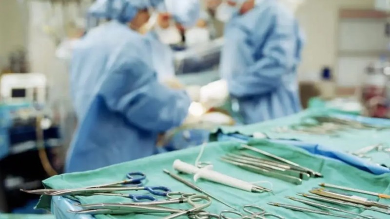 Entre la modernización y el riesgo: El Gobierno abre la puerta a la importación de equipos médicos usados