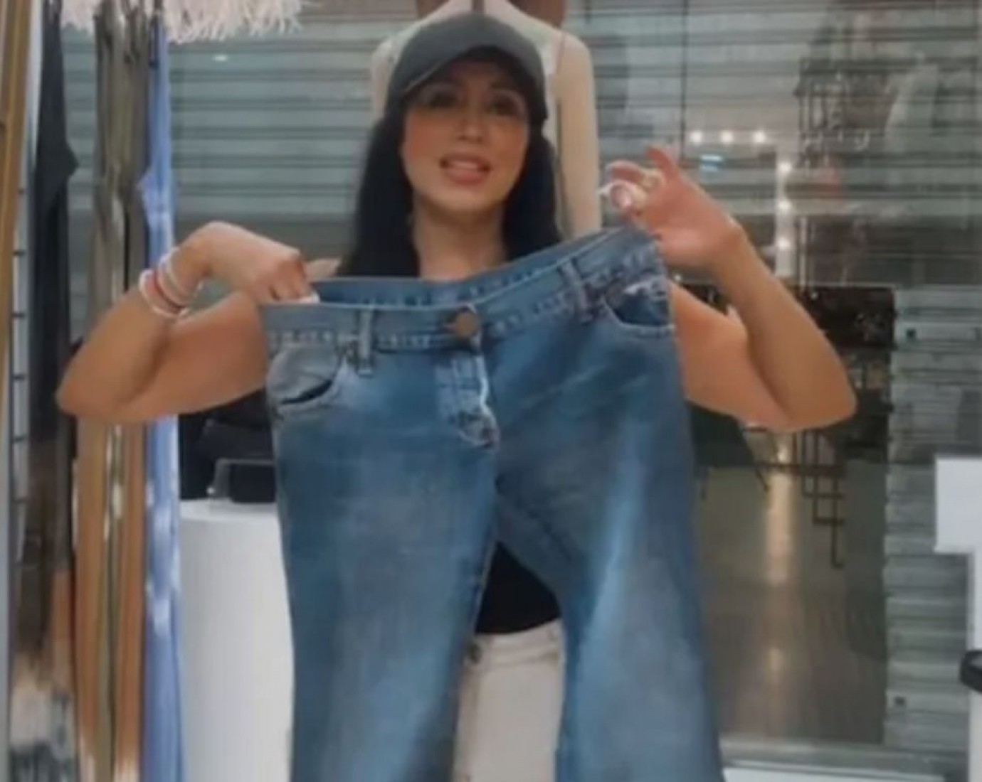 Marixa Balli liquidó su marca Xurama tras cerrar el local y los precios llamaron la atención