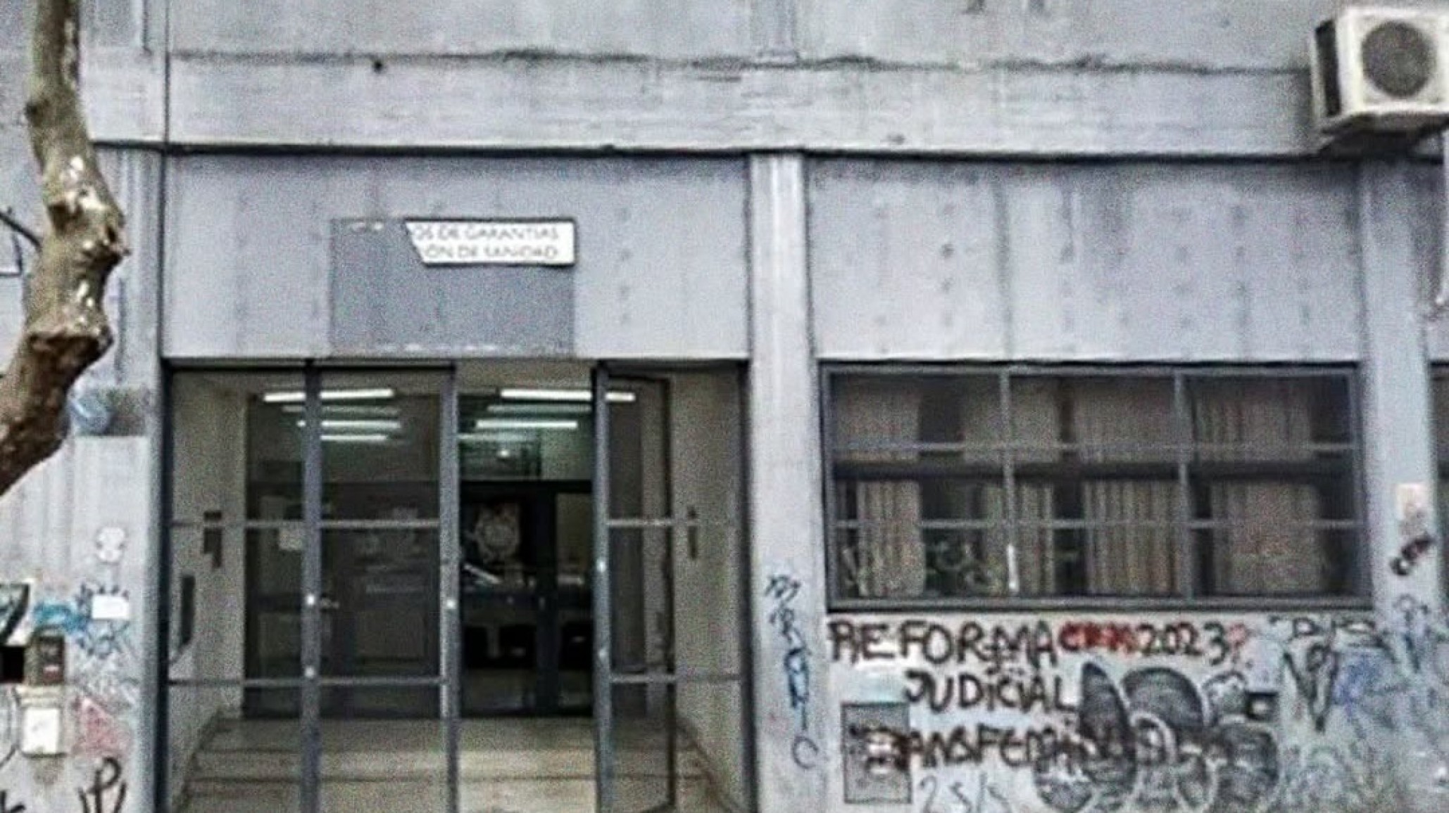 Jueces advierten por falta de seguridad tras el ataque a un magistrado: "El condicionamiento para decidir es muy grande"